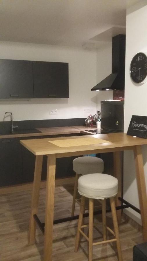 Appartement Cosy 25 M² ลิมอจส์ ภายนอก รูปภาพ